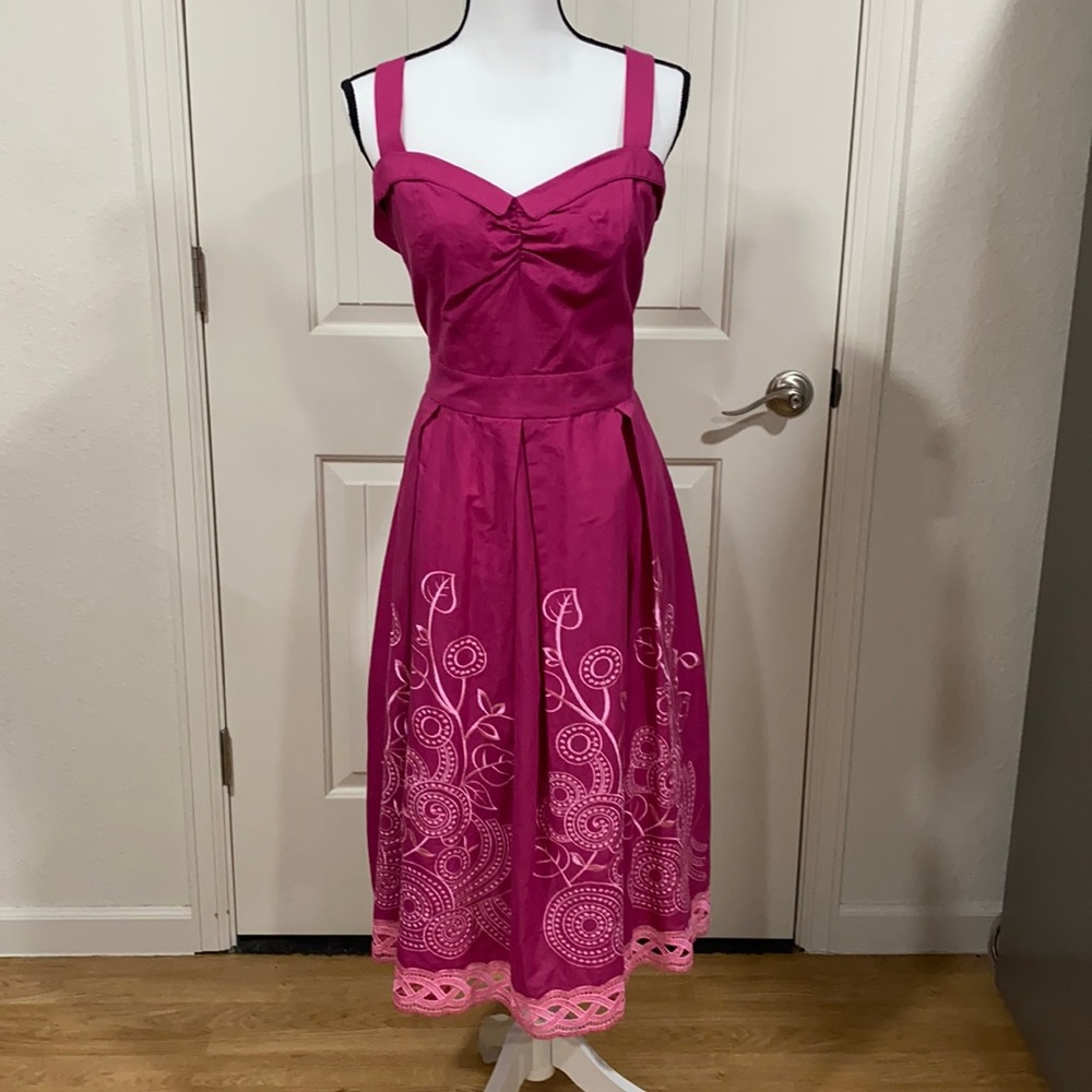 Bettie Page by Tatyana Pink Embroidered Circle Dress NWT - Picture 1 of 8